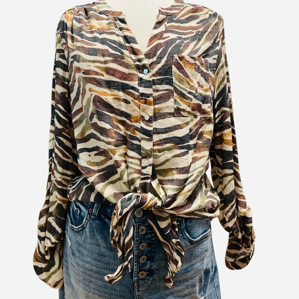 Stylish Multicolor Button-Up Women's Top